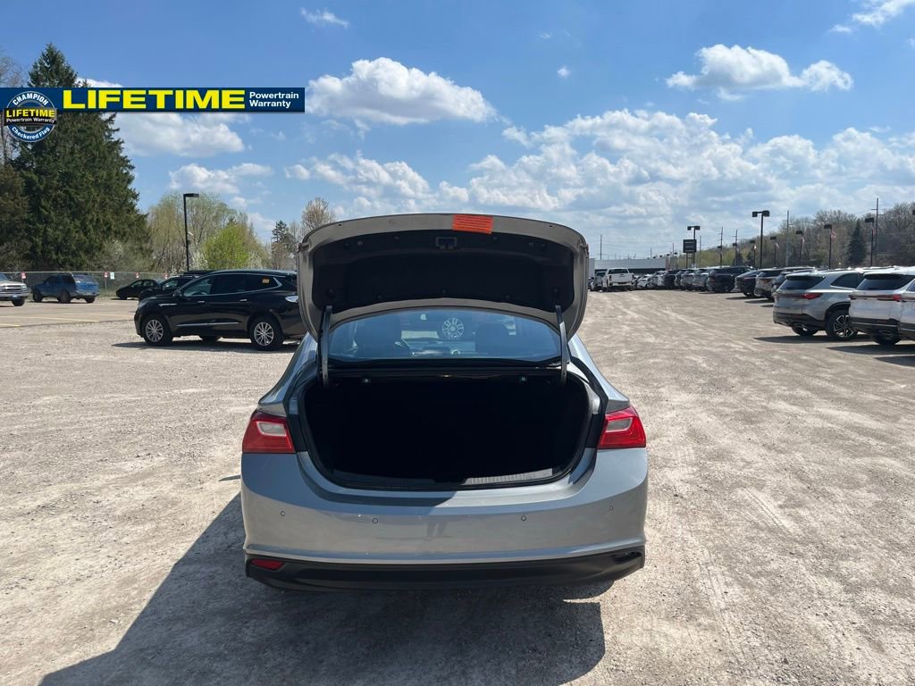 Used 2025 Chevrolet Malibu LT FWD image 8