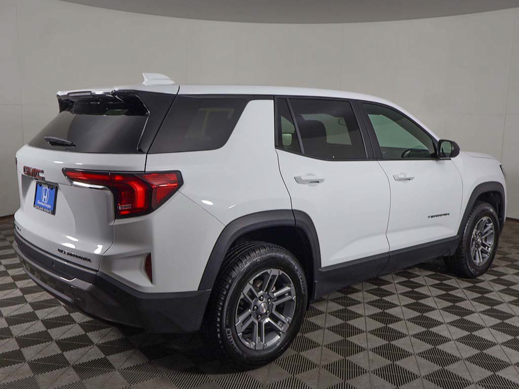Used 2026 GMC Terrain Elevation FWD image 11