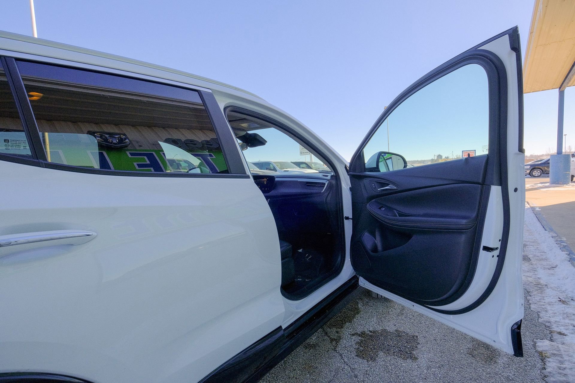 Used 2024 Buick Encore GX Sport Touring image 16