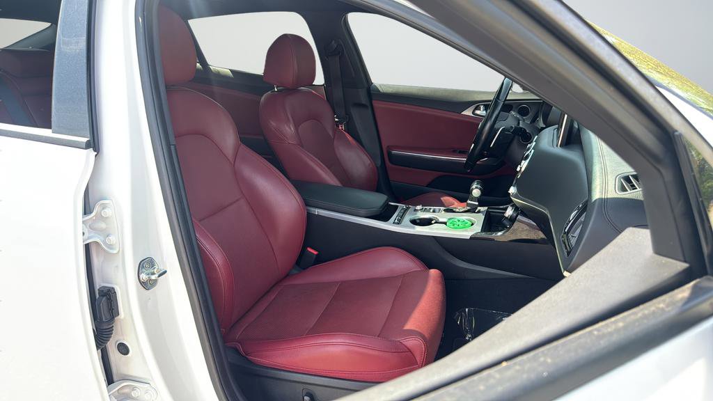 Used 2019 Kia Stinger GT image 19