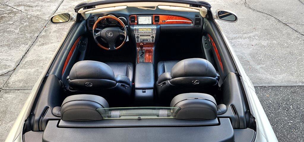 Used 2003 Lexus SC 430 Convertible image 28