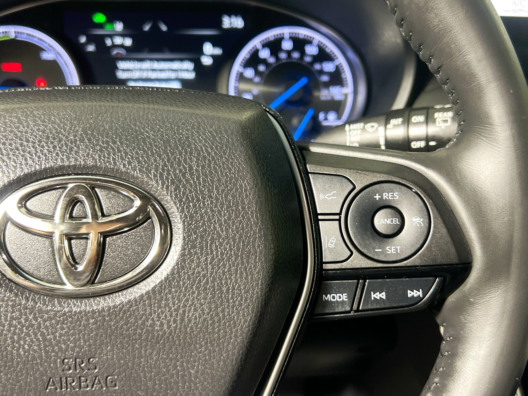 Used 2022 Toyota Venza Limited AWD/4WD image 19