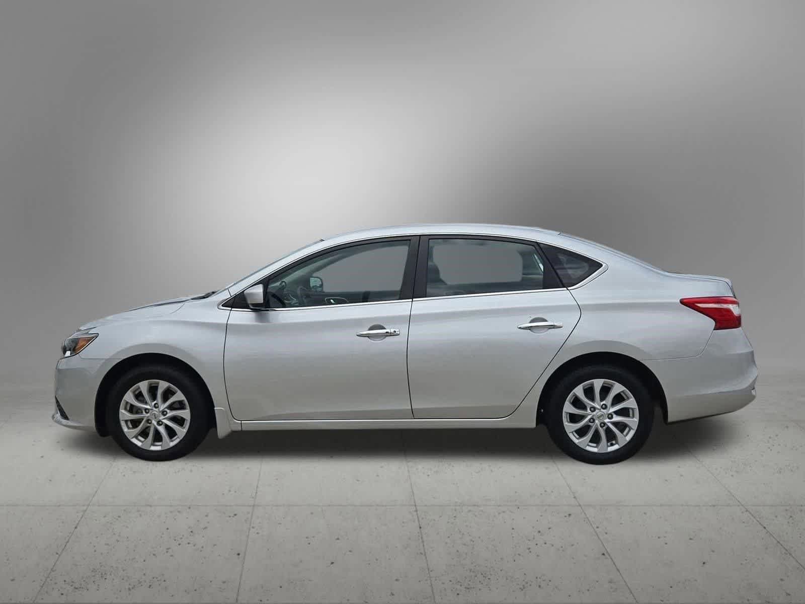 Used 2019 Nissan Sentra SV FWD image 3