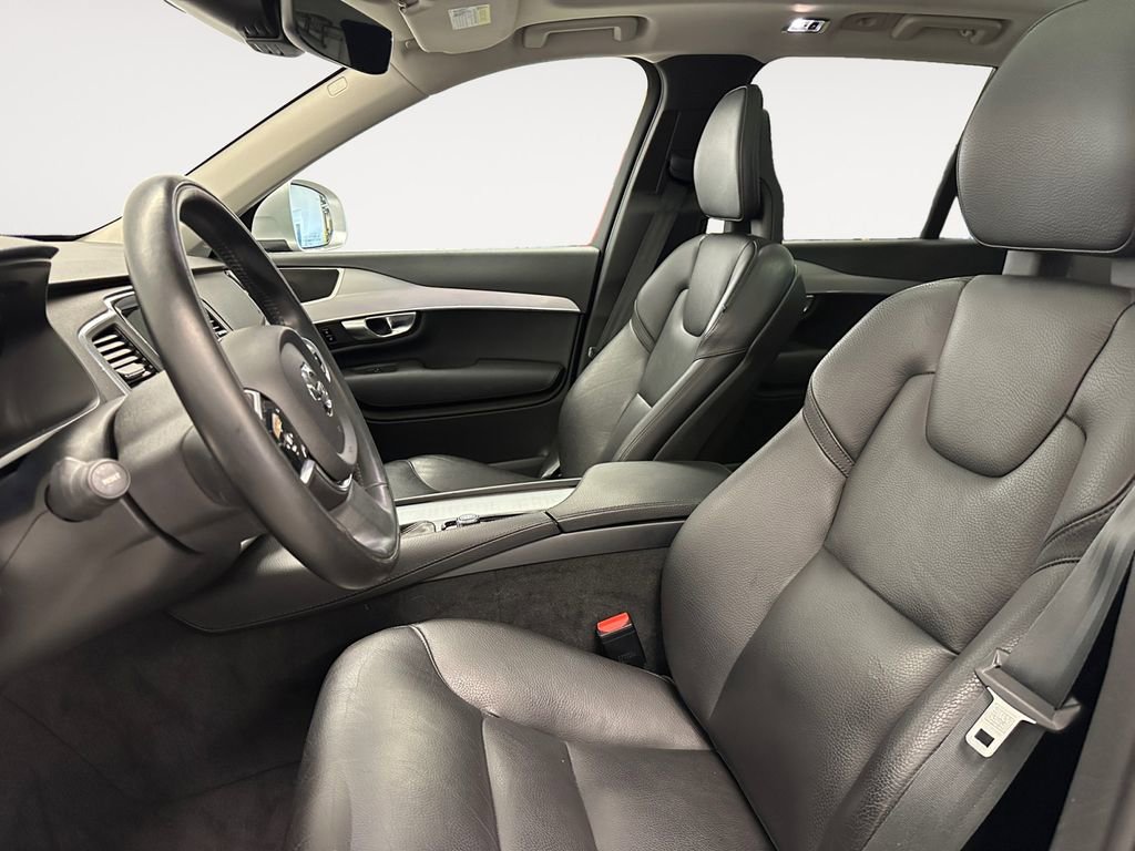 Used 2018 Volvo XC90 T5 Momentum AWD/4WD image 9
