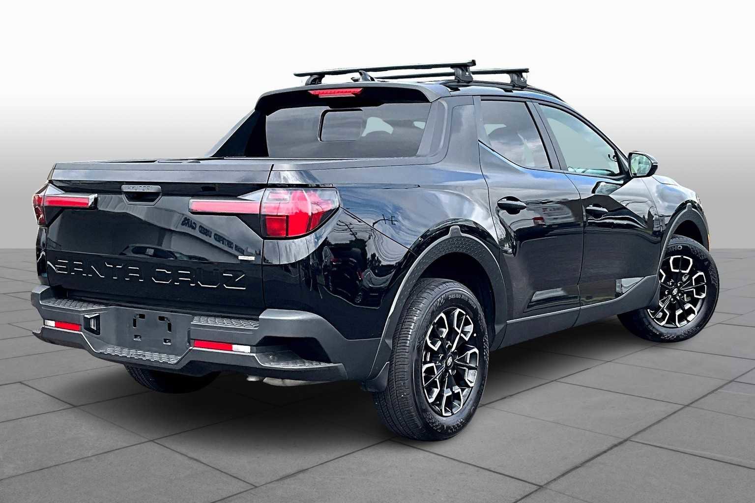 Used 2024 Hyundai Santa Cruz SEL w/ Activity Package image 12