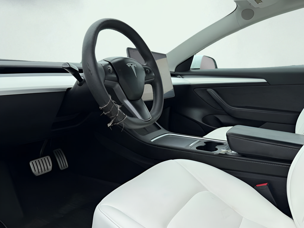 Used 2023 Tesla Model 3 Performance AWD/4WD image 2