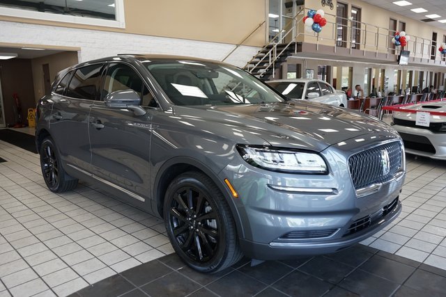 Used 2022 Lincoln Nautilus Reserve w/ Monochromatic Package image 19