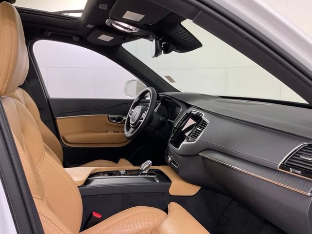 Used 2024 Volvo XC90 T8 Ultimate w/ Protection Package Premier AWD/4WD image 30
