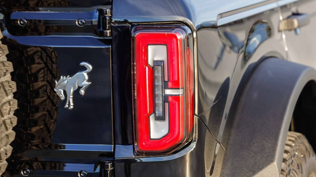 Used 2024 Ford Bronco Badlands AWD/4WD image 10
