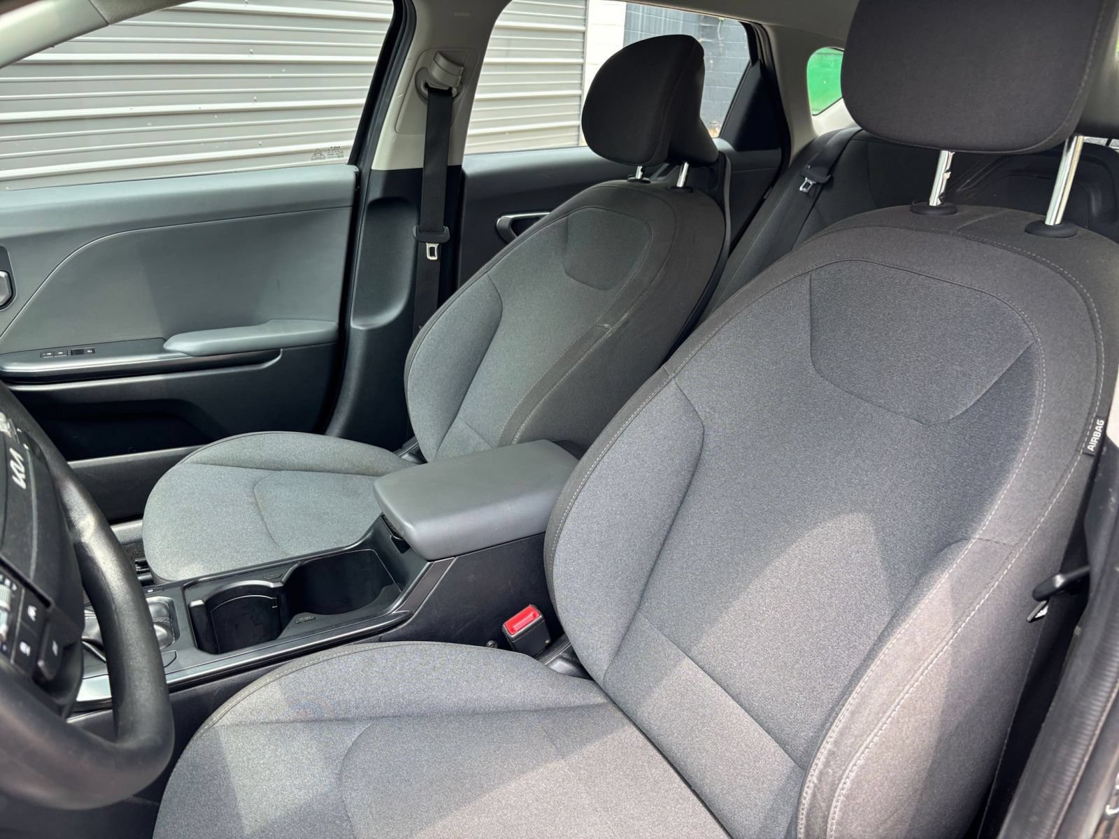 Used 2025 Kia K4 FWD image 32