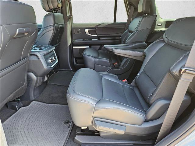 New 2026 Ford Expedition Platinum w/ Stealth Performance Package AWD/4WD image 16
