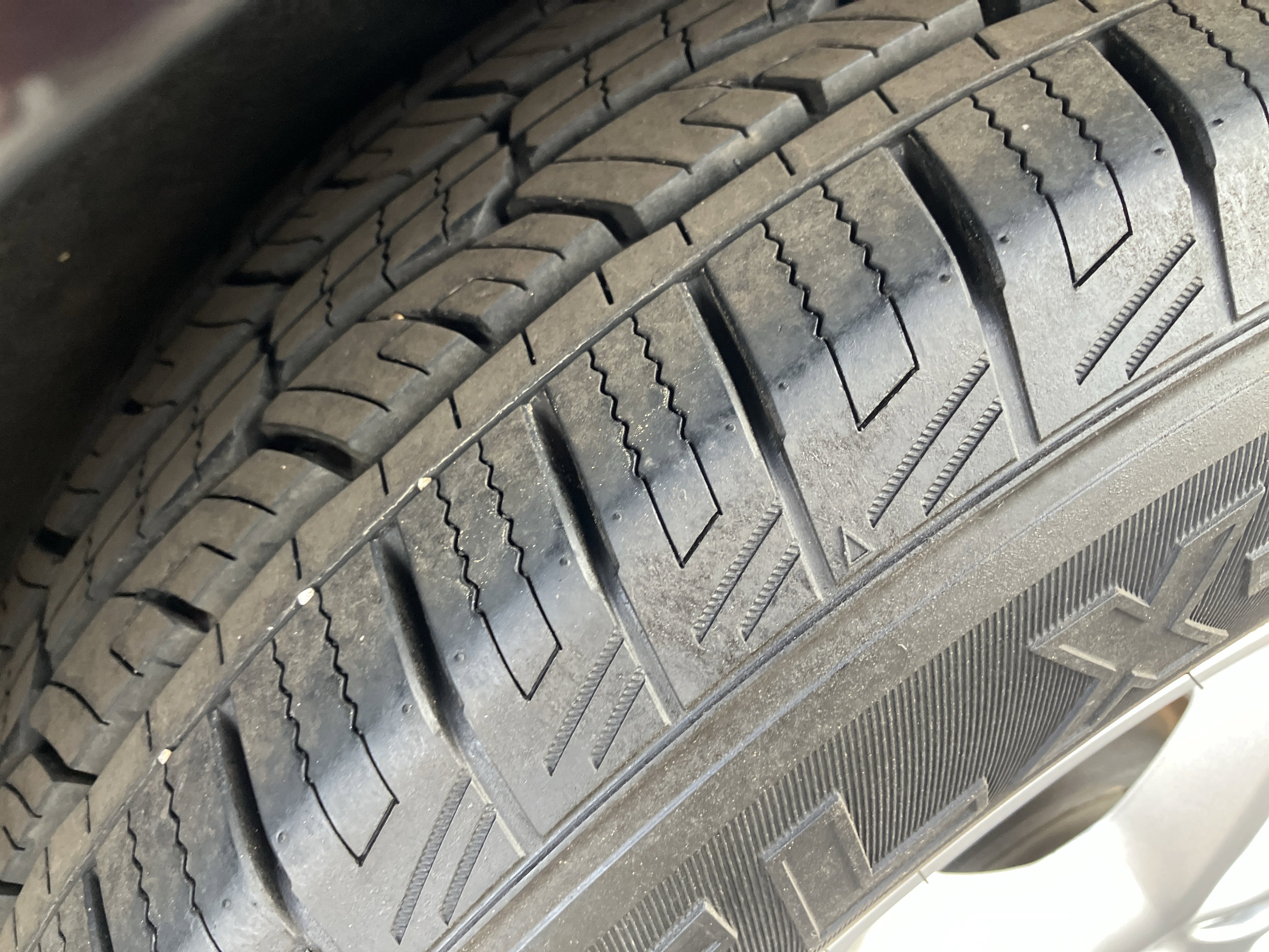 Used 2022 Chrysler Pacifica Touring-L image 14