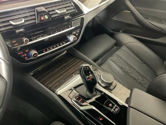 Certified 2023 BMW 530i xDrive w/ Premium Package AWD/4WD image 14