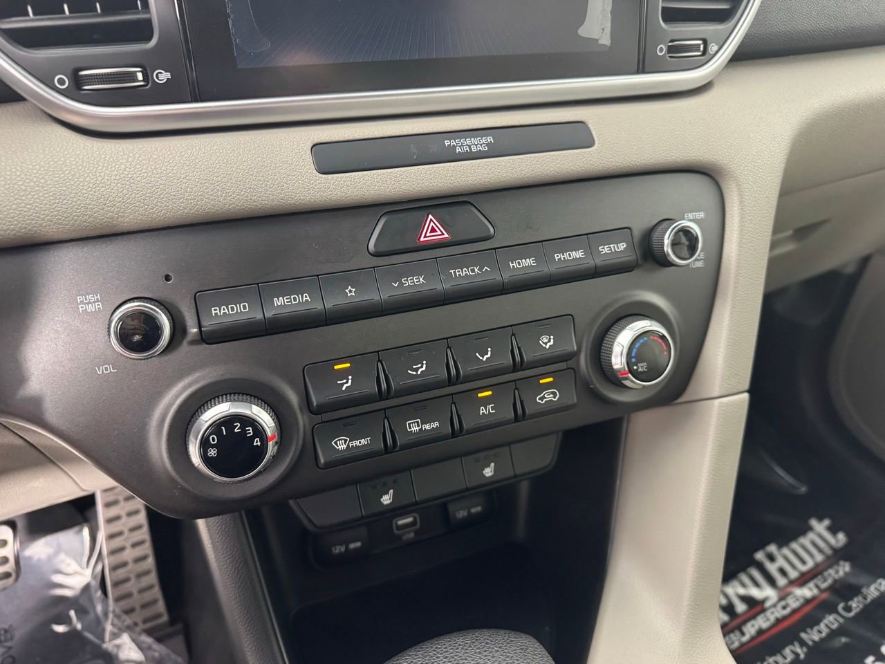 Used 2020 Kia Sportage S w/ S Sunroof Package AWD/4WD image 25