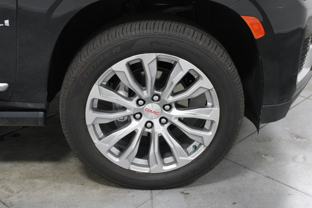 Used 2024 GMC Yukon XL Denali w/ Max Trailering Package RWD image 14