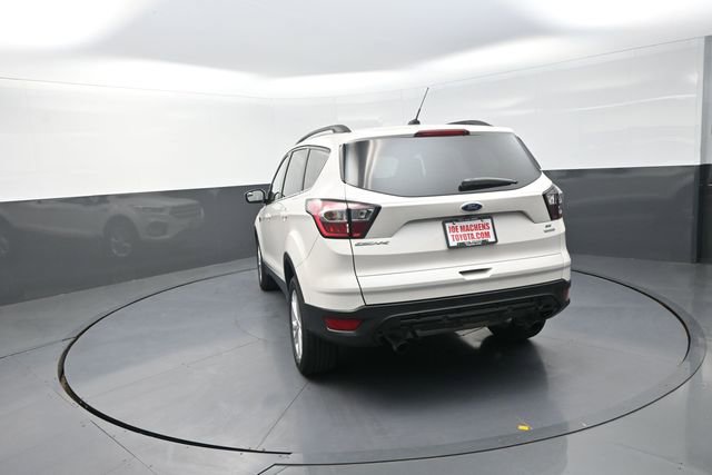 Used 2018 Ford Escape SE image 61