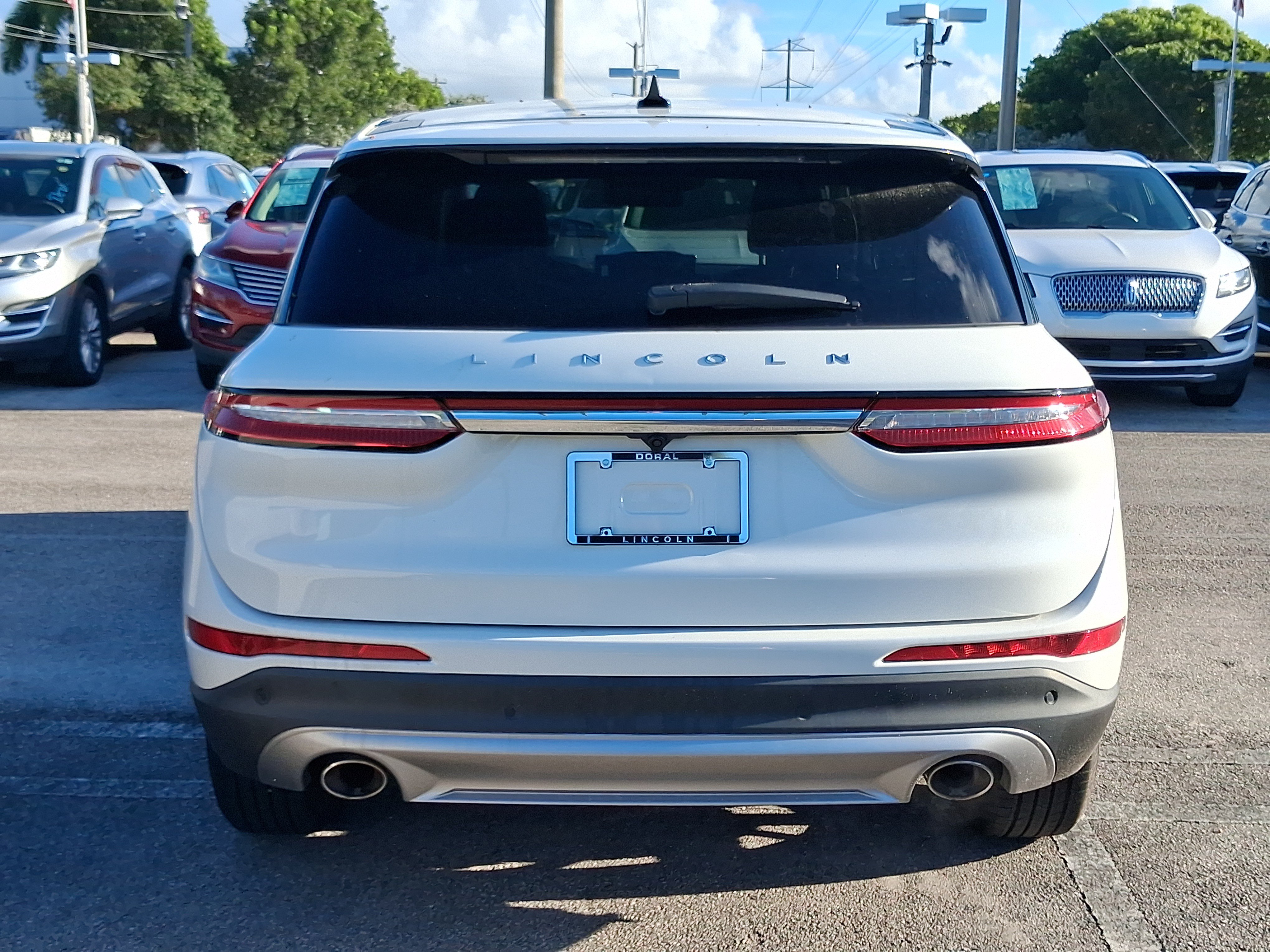 Used 2023 Lincoln Corsair FWD image 4