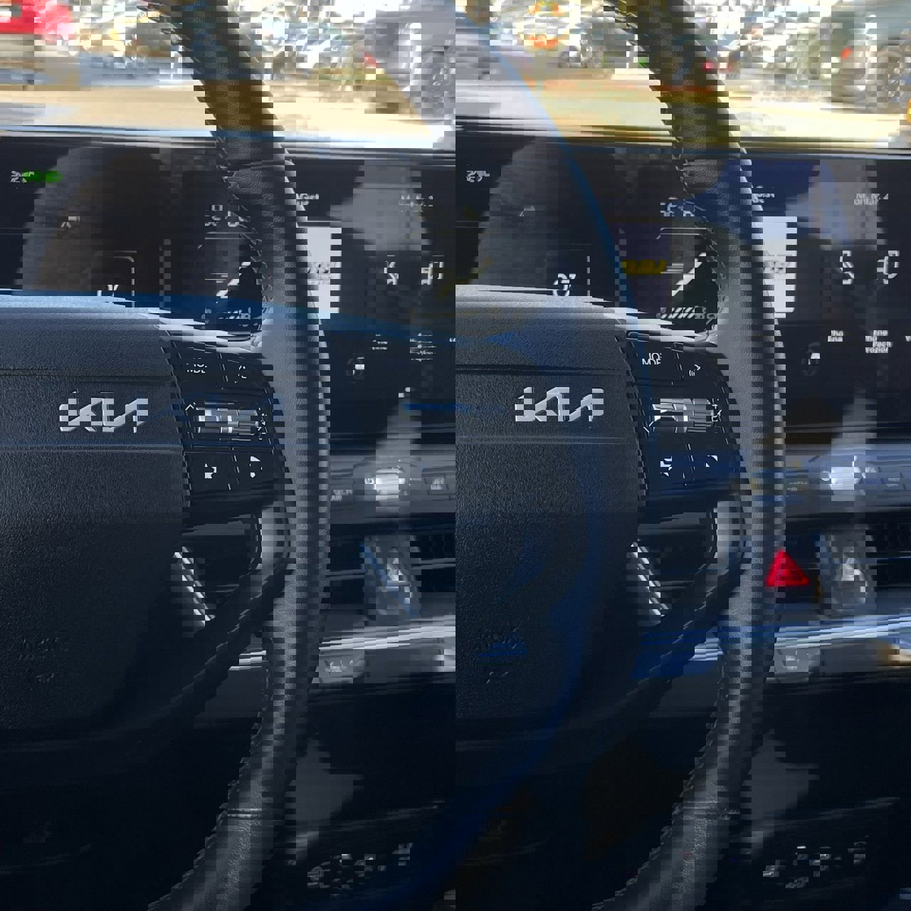 Used 2025 Kia K4 EX image 14