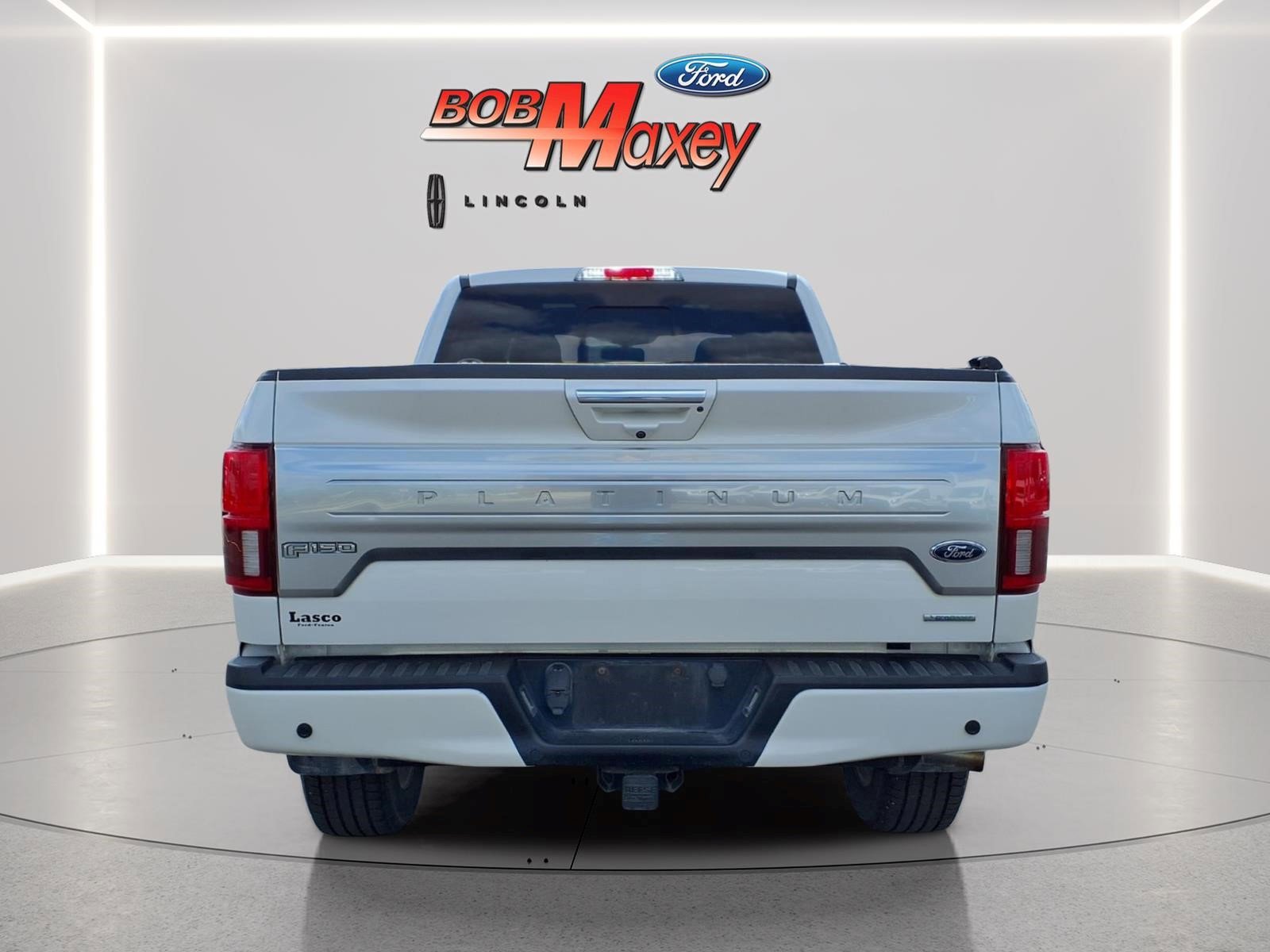 Used 2018 Ford F150 Platinum w/ Equipment Group 701A Luxury AWD/4WD image 6