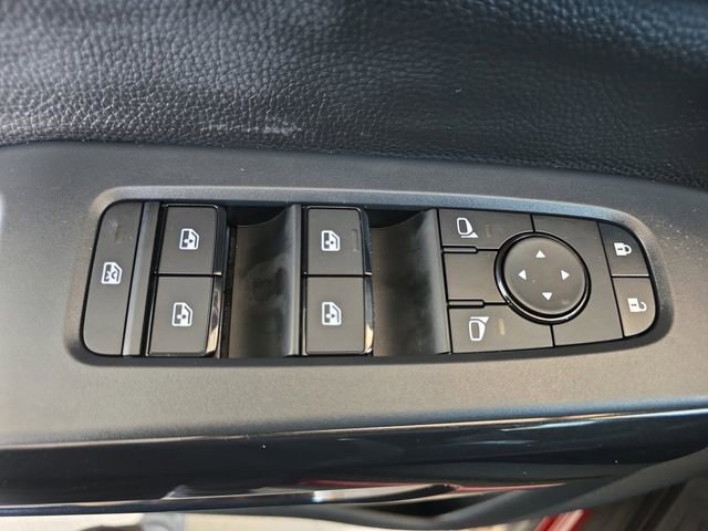 New 2026 Nissan Pathfinder SV image 29