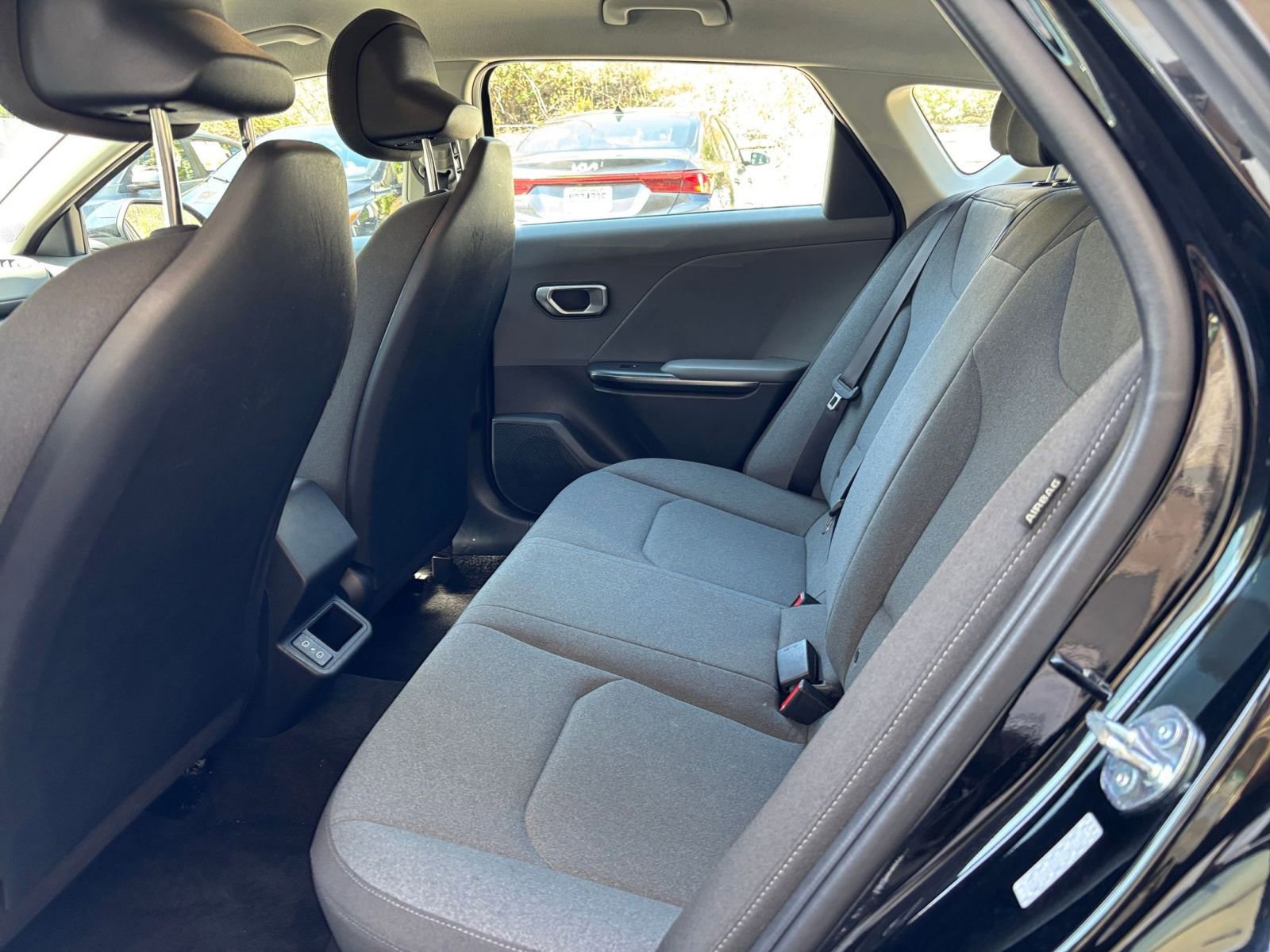 Used 2025 Kia K4 FWD image 25