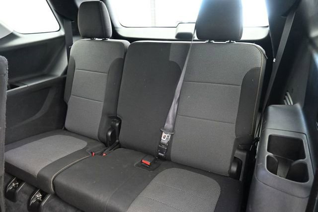 Used 2021 Chevrolet Traverse LS w/ LPO, Blackout Package FWD image 30