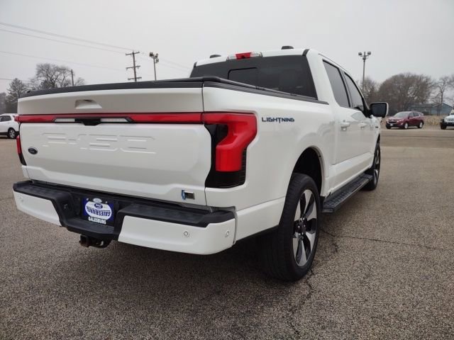 Used 2022 Ford F150 Lightning Platinum image 6