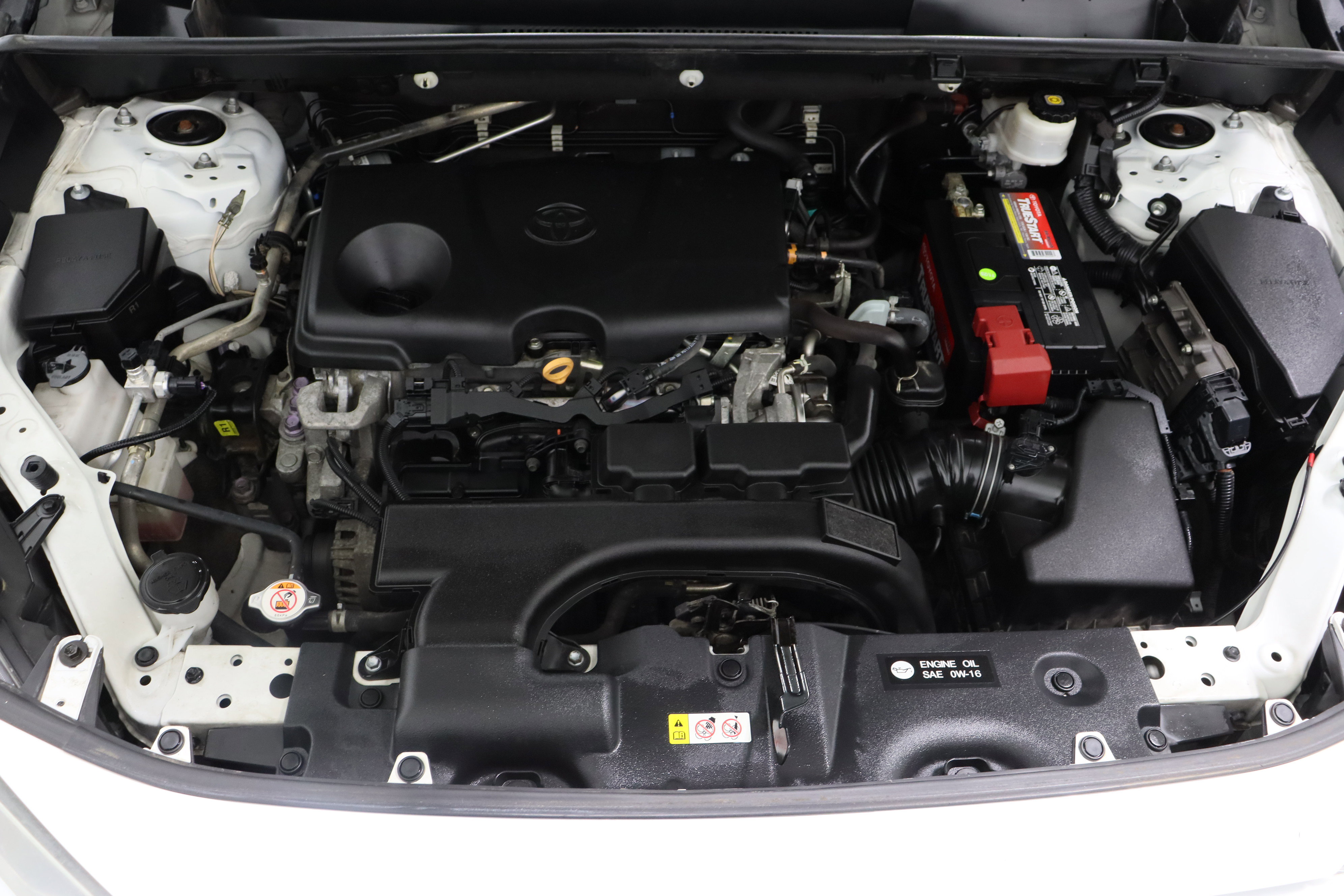 Used 2021 Toyota RAV4 LE w/ Carpet Mat Package (TMS) image 33