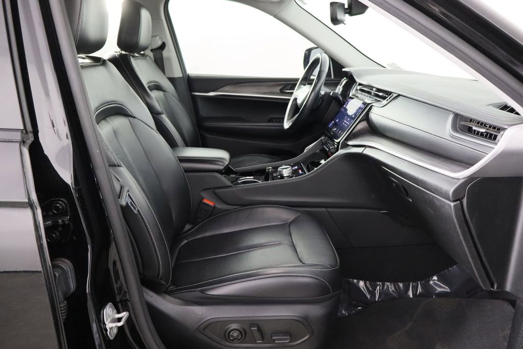 Used 2021 Jeep Grand Cherokee L Limited image 20