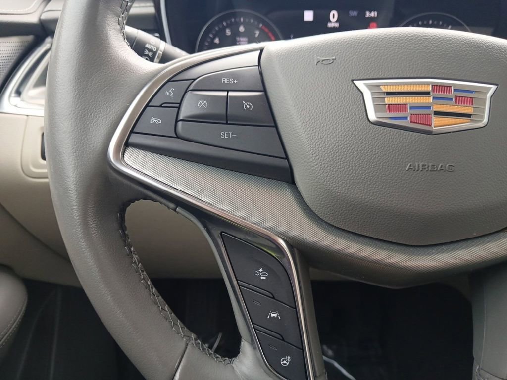 Used 2021 Cadillac XT5 Premium Luxury FWD image 19