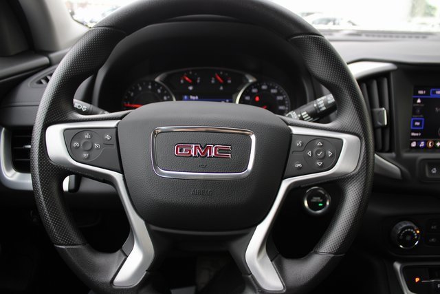 Used 2023 GMC Terrain SLE image 19