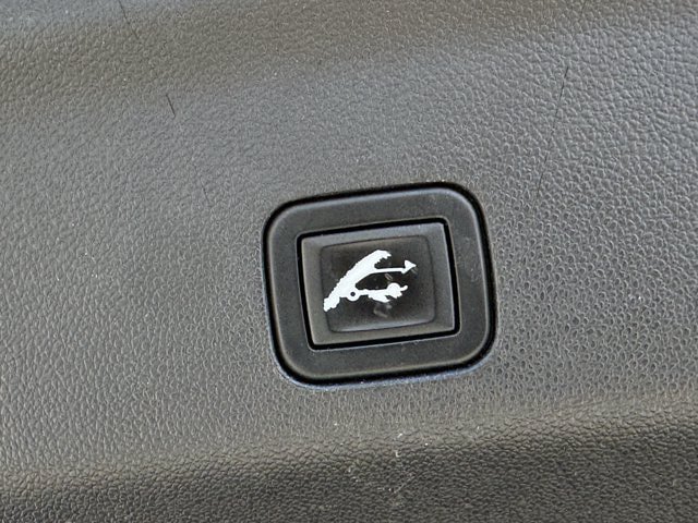 Used 2021 Chevrolet Suburban LT w/ LT Signature Package AWD/4WD image 35