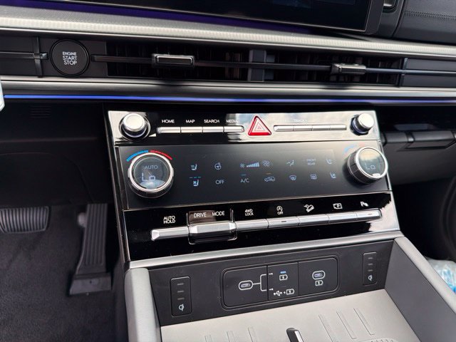 New 2027 Hyundai Santa Fe Calligraphy FWD image 16