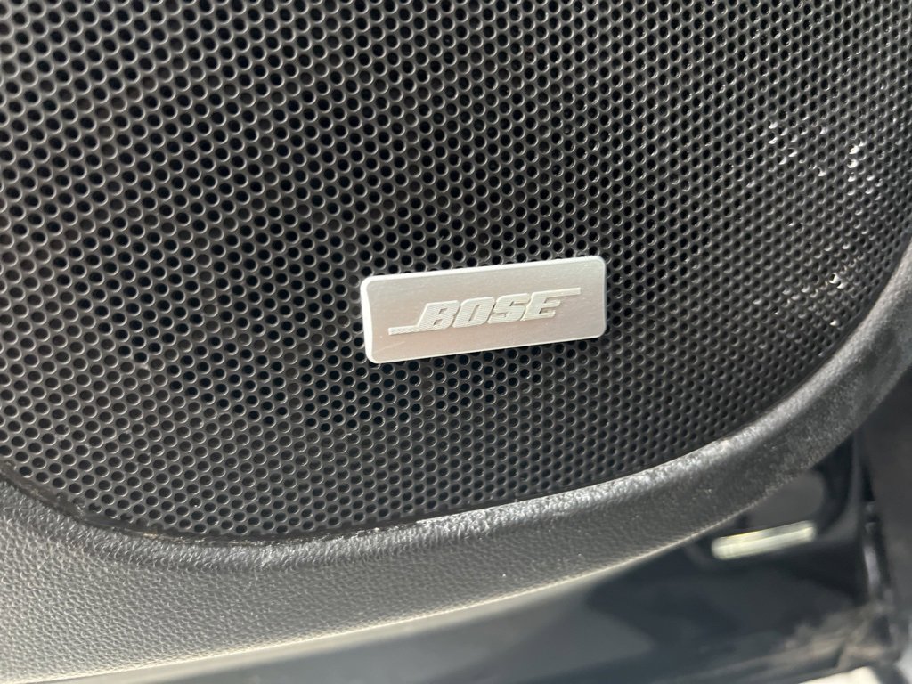 Used 2023 GMC Acadia AT4 w/ Preferred Package image 21