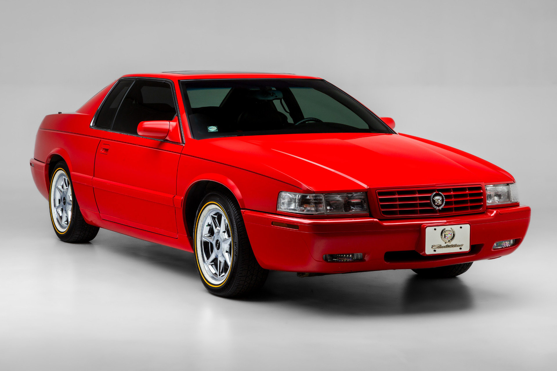 Used 2002 Cadillac Eldorado Collector's Edition image 1