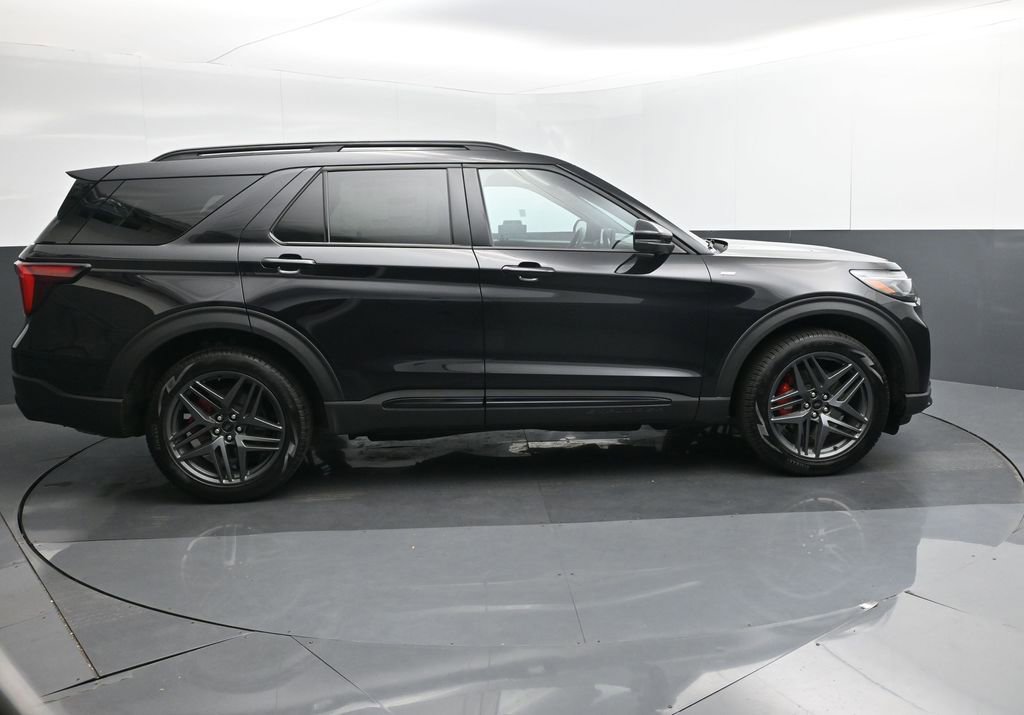 New 2025 Ford Explorer ST-Line w/ Premium Package image 7