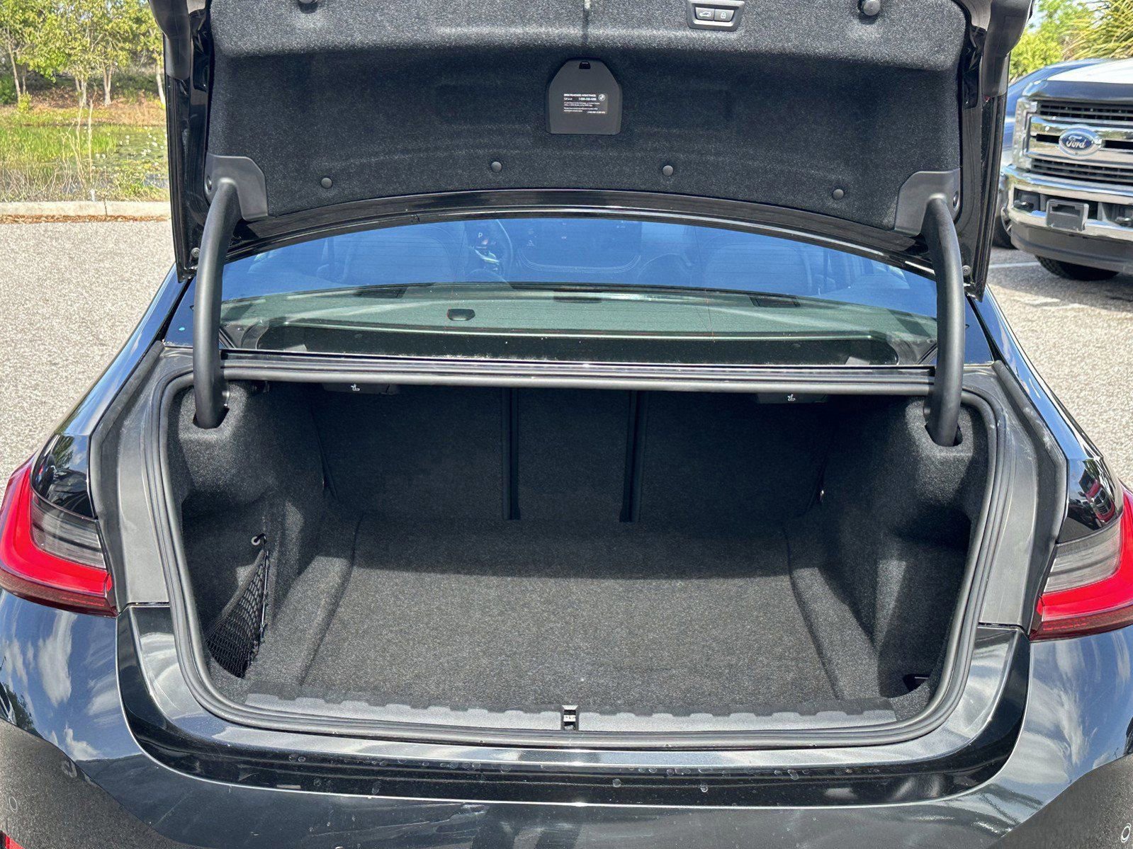 Certified 2025 BMW 330i Sedan image 12