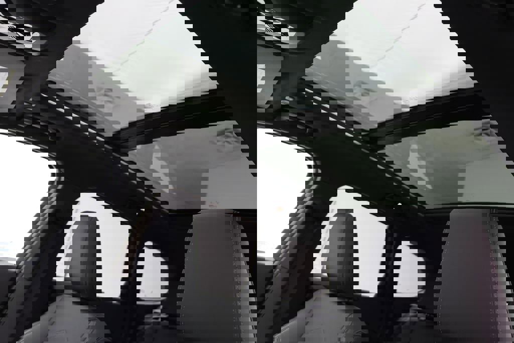 Used 2025 BMW X1 xDrive28i image 17