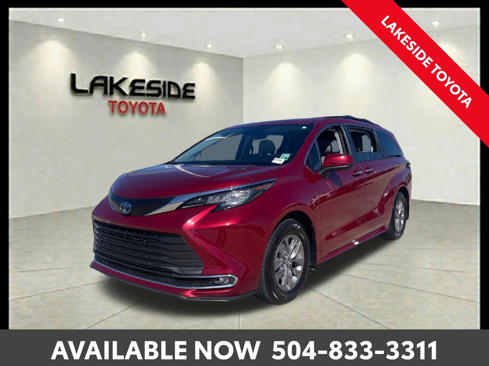 Used 2023 Toyota Sienna XLE
