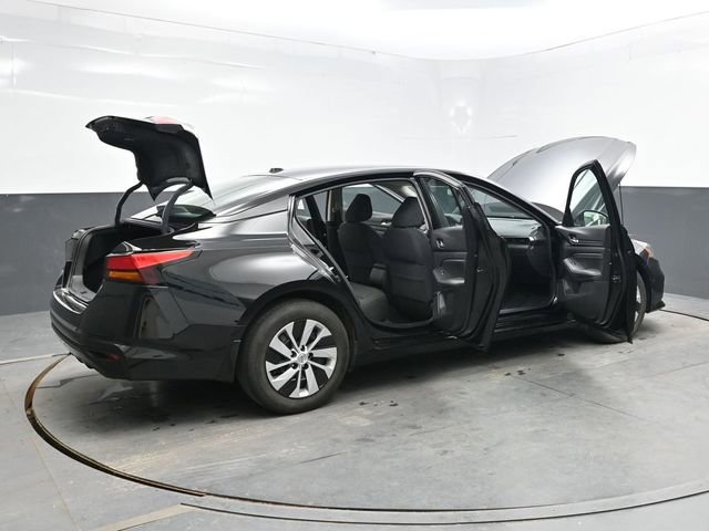 Used 2020 Nissan Altima 2.5 S FWD image 38