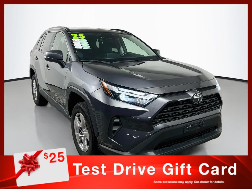 Used 2025 Toyota RAV4 XLE FWD image 1