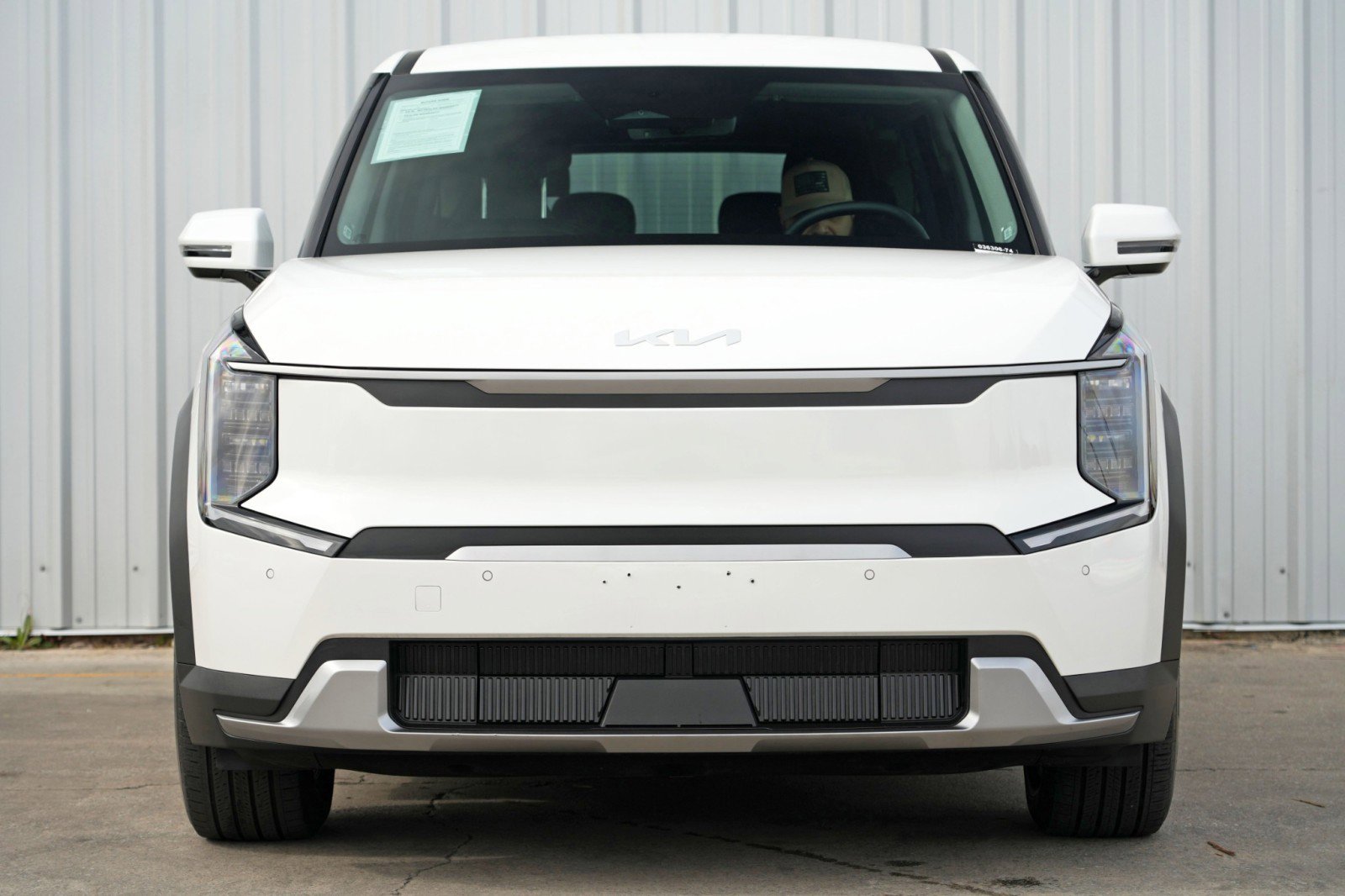 Used 2024 Kia EV9 Light Long Range image 6