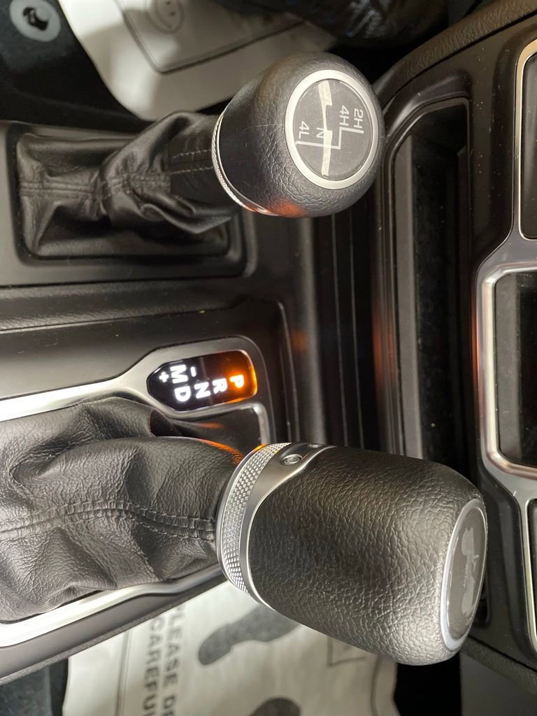 Used 2022 Jeep Wrangler Unlimited Willys image 13