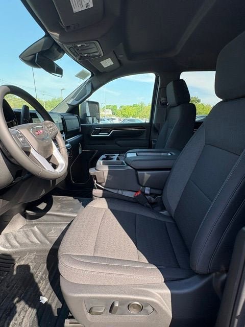 New 2026 GMC Sierra 3500 SLE w/ SLE Convenience Package AWD/4WD image 13