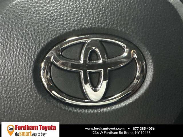 Certified 2025 Toyota RAV4 XLE AWD/4WD image 33