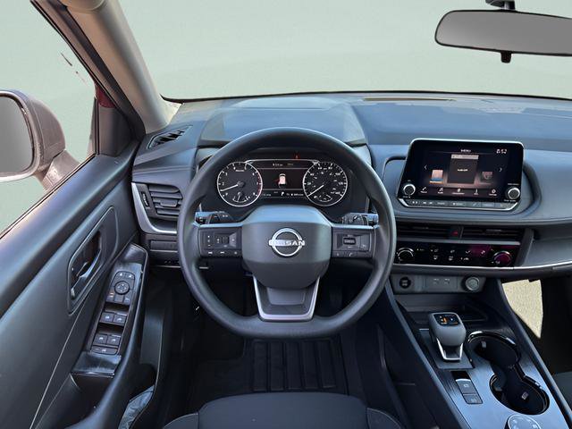 Used 2026 Nissan Rogue S AWD/4WD image 6