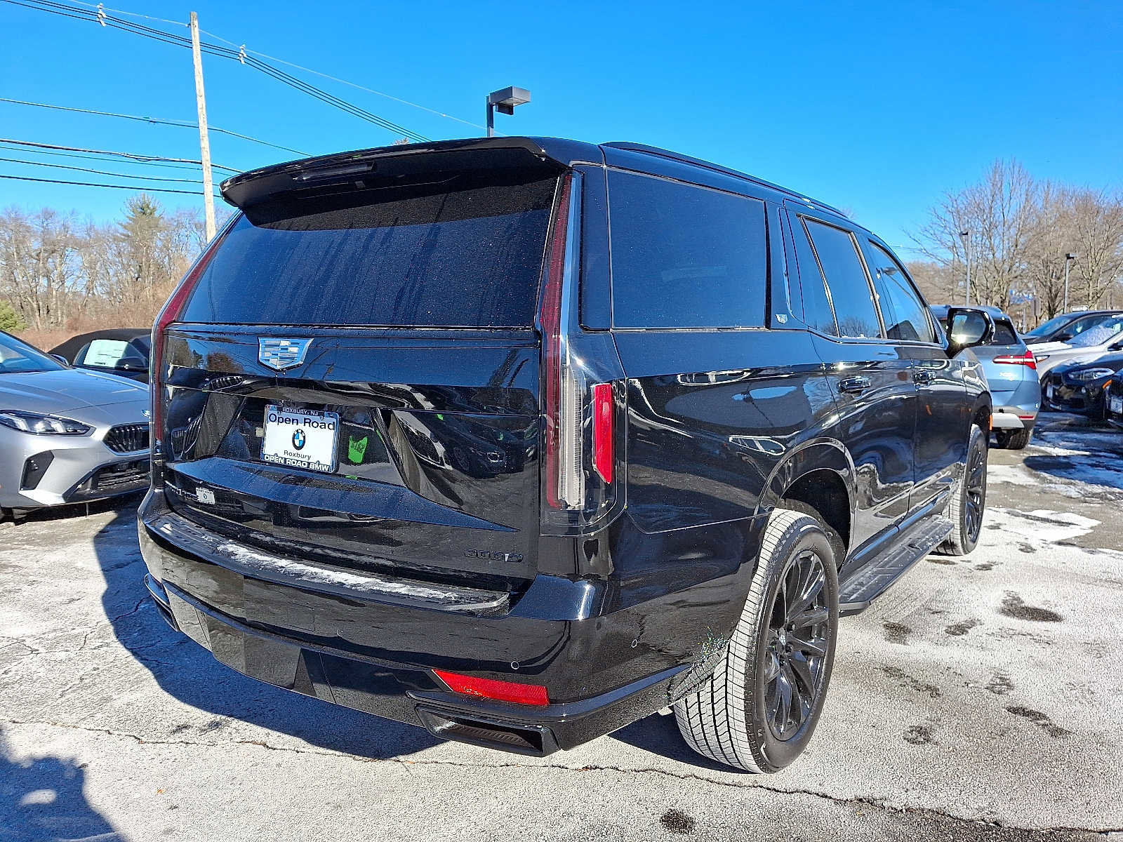 Used 2024 Cadillac Escalade Sport w/ LPO, ONYX Package image 7