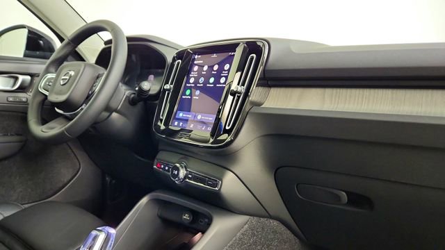 New 2026 Volvo XC40 B5 Ultra w/ Climate Package AWD/4WD image 34