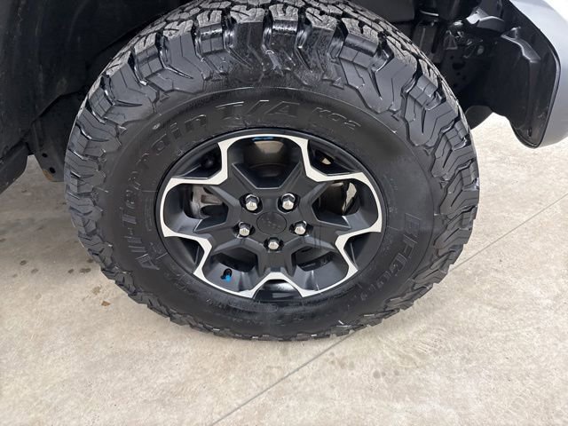 Used 2023 Jeep Wrangler Unlimited Rubicon 4xe w/ Cold Weather Group AWD/4WD image 12