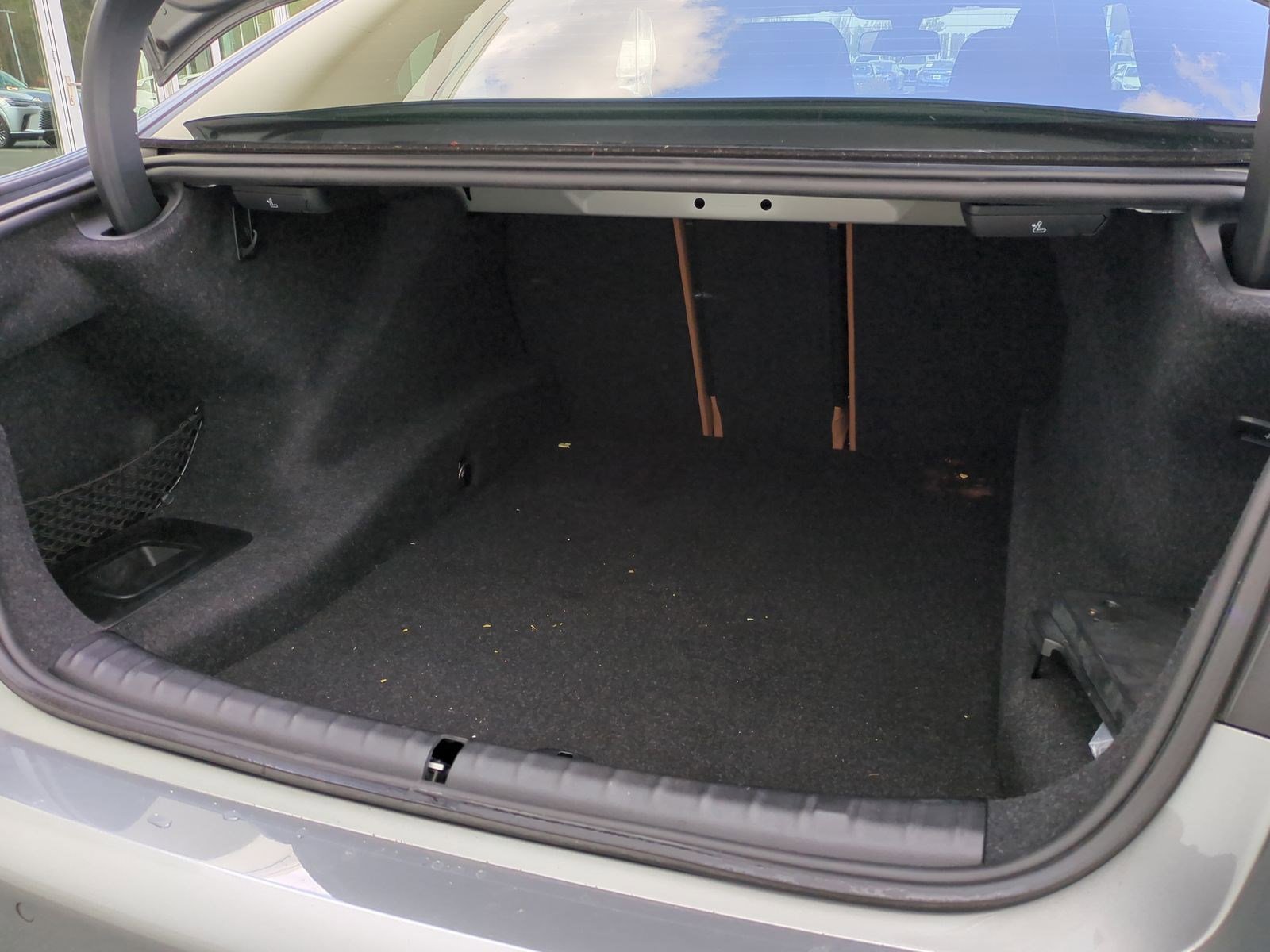 Certified 2023 BMW 540i w/ M Sport Package image 32